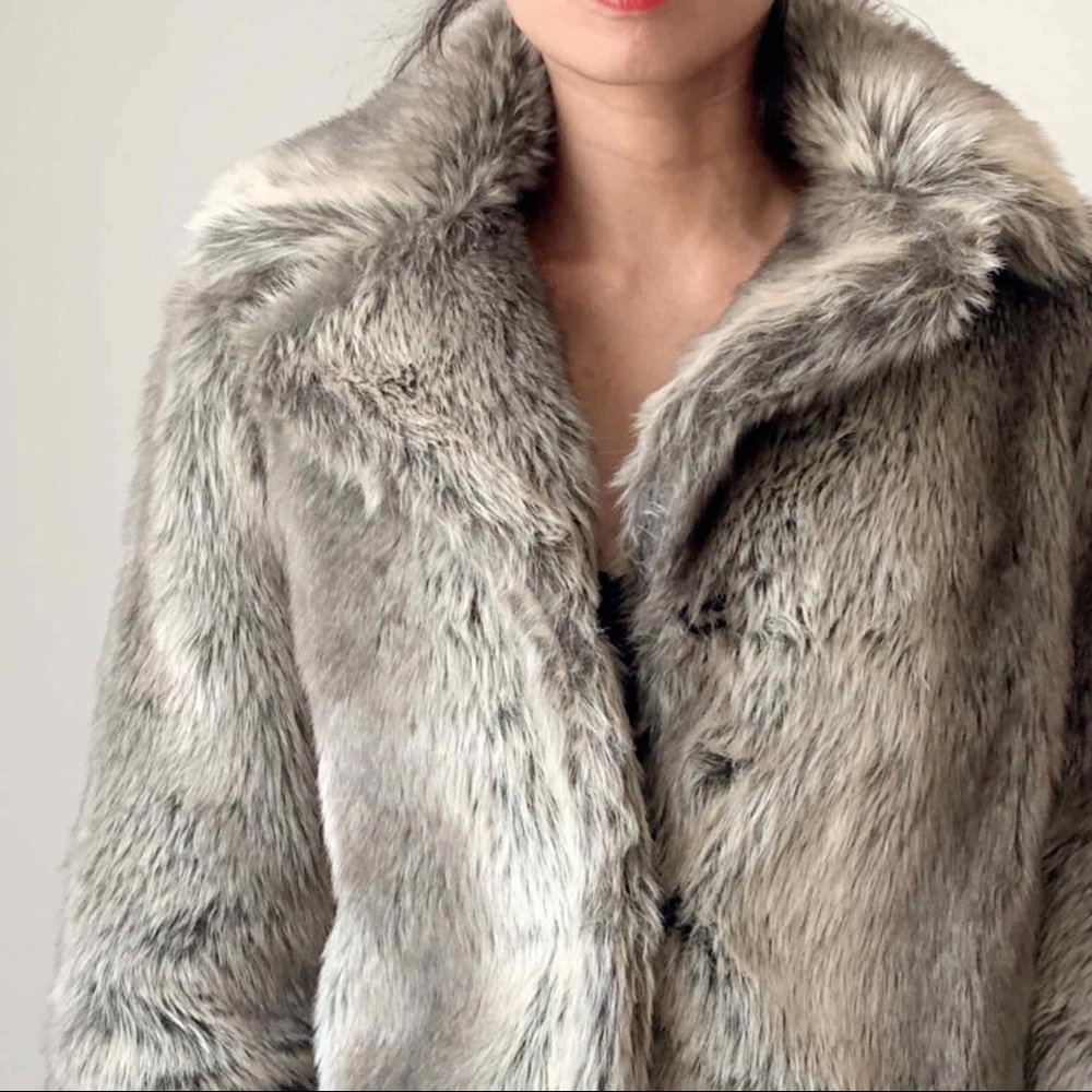 FAUX FUR COAT - Picture 6 of 9